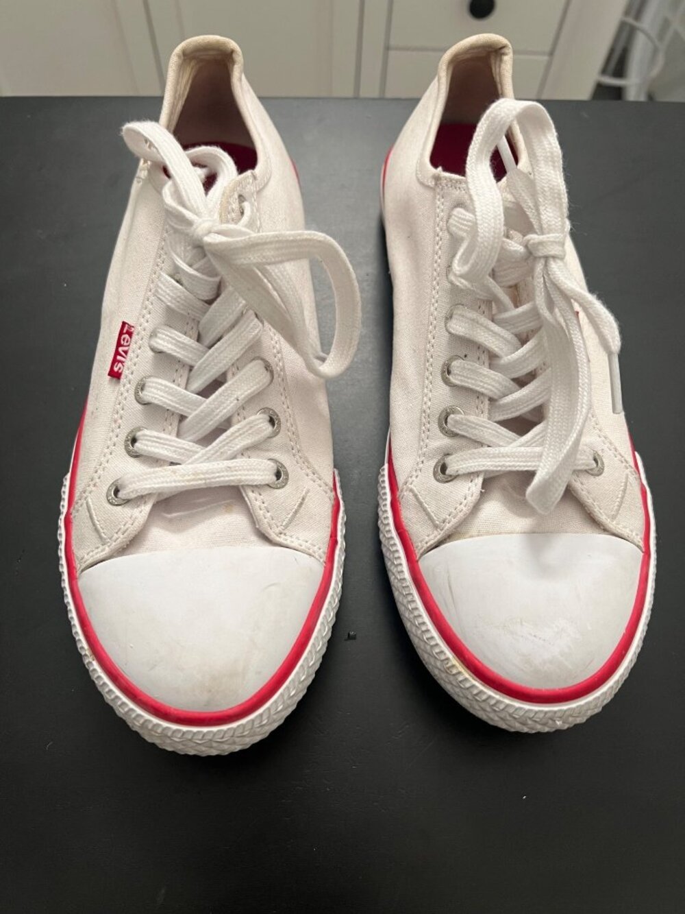 Levi's Women White Canvas Low Top Casual Shoes Size 8 (720238)